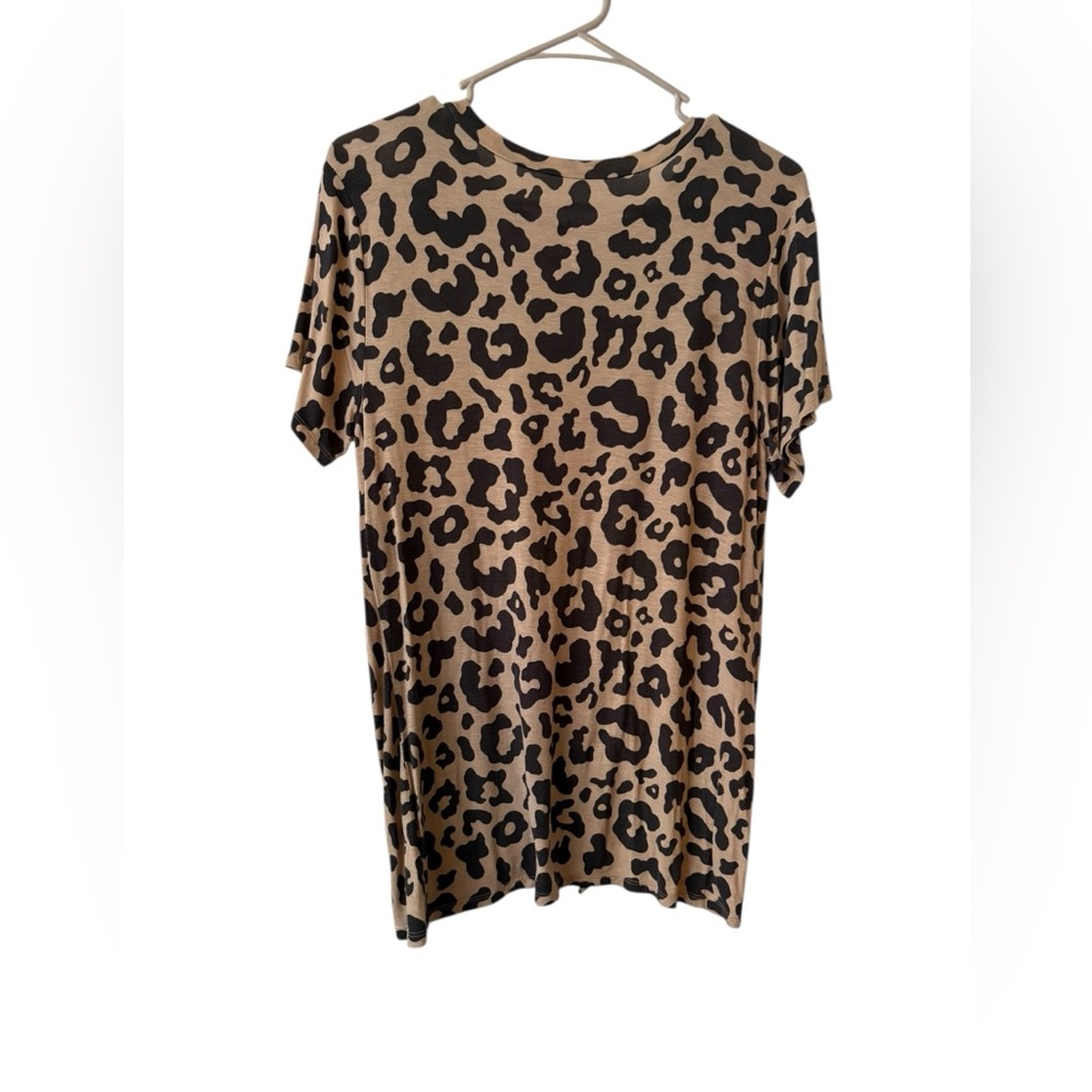 Just Be Leopard Print Short Sleeve Tee - Brown and Black - Picture 4 of 4